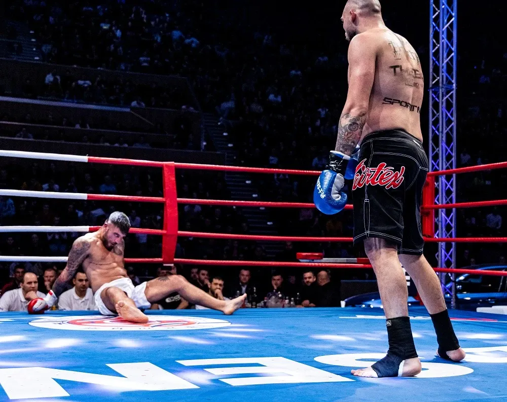 Eduard Aleksanyan lived up to the expectations in a spectacular fight with Giuseppe de Domenico